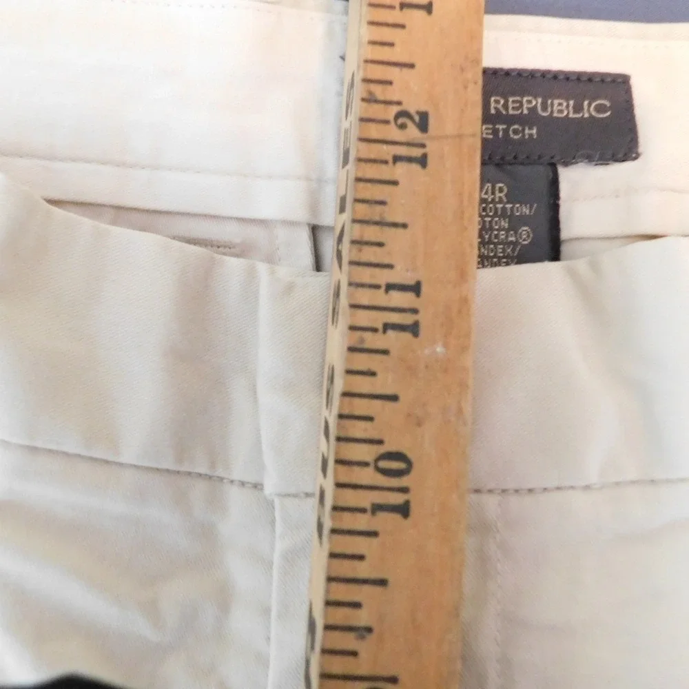 Banana Republic Stretch Chino Pants Mens 34R Khaki Tan Straight Leg Cotton Lycra